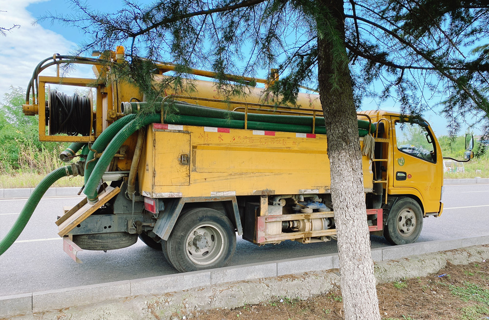 283柘塘清洗抽粪车